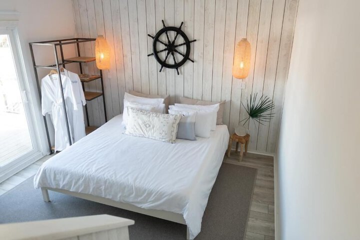 Room 44 of 62