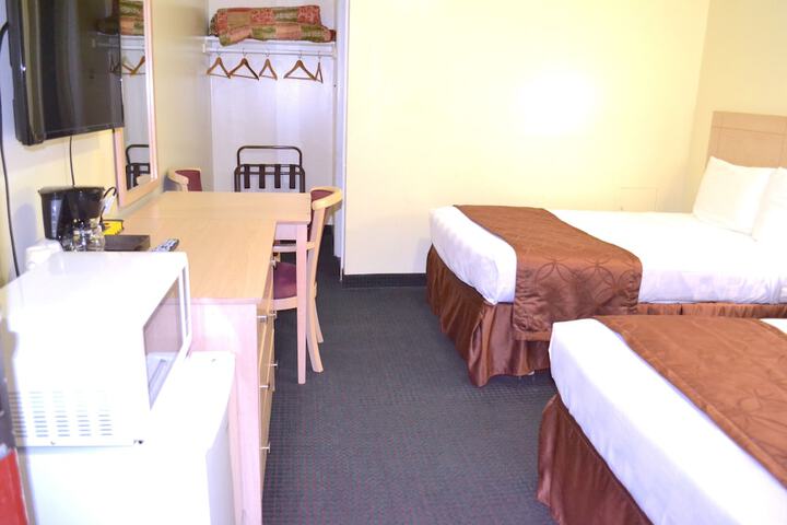 Room 11 of 21