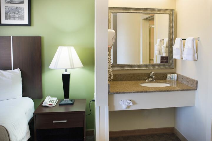 Room 12 of 35