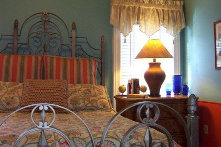 Hidden Garden Cottages & Suites
