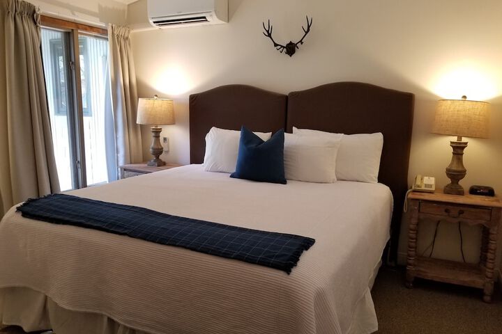 Room 28 of 48