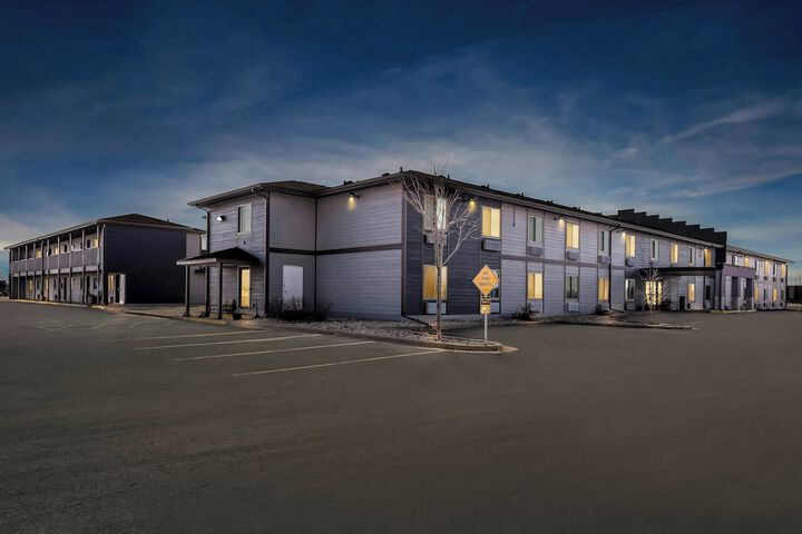 Red Roof Inn & Suites Tomah