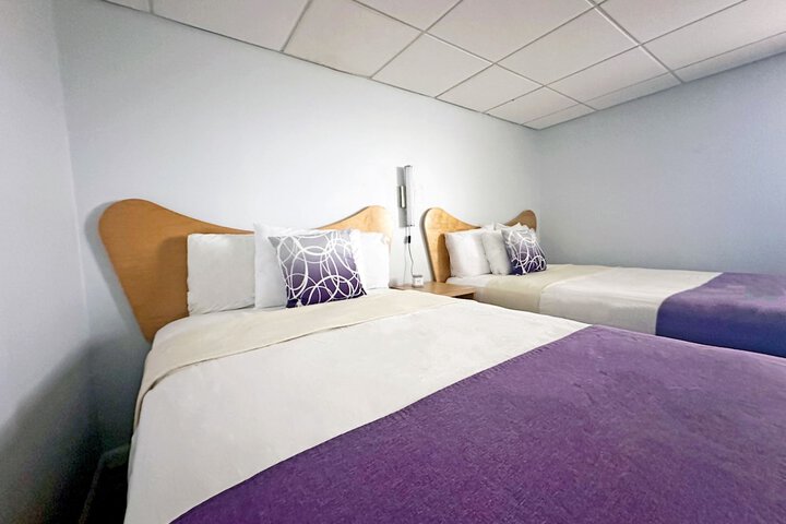 Room 47 of 77