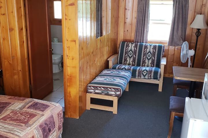 Room 21 of 68