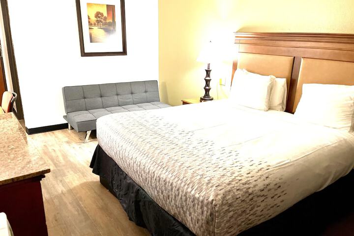 Room 18 of 41