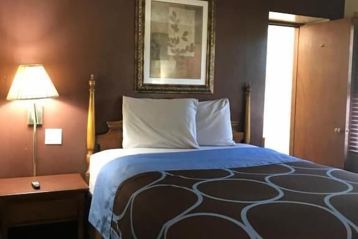 Budget Inn Marinette