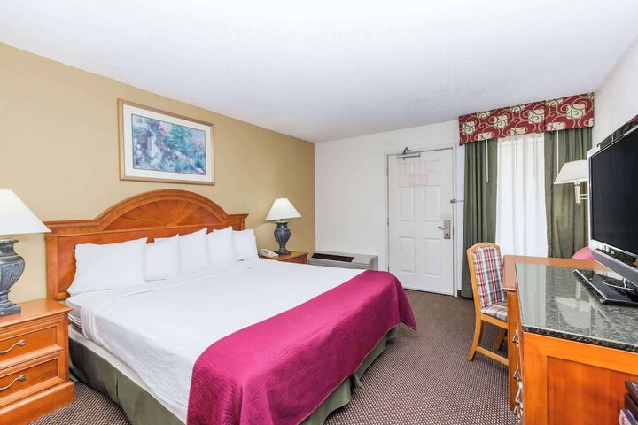 Room 31 of 33