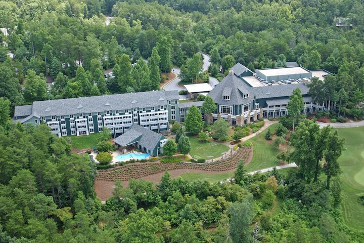 Hotel 9 of 115