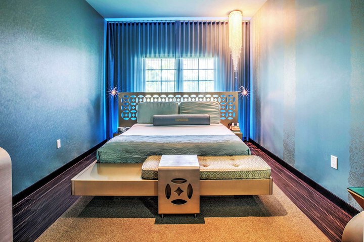 Room 18 of 45