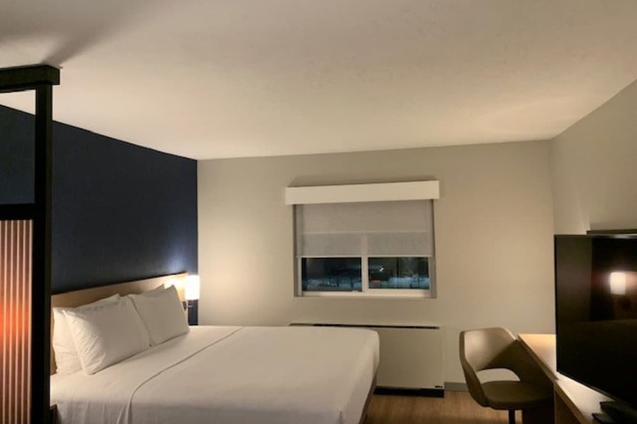 Room 30 of 56