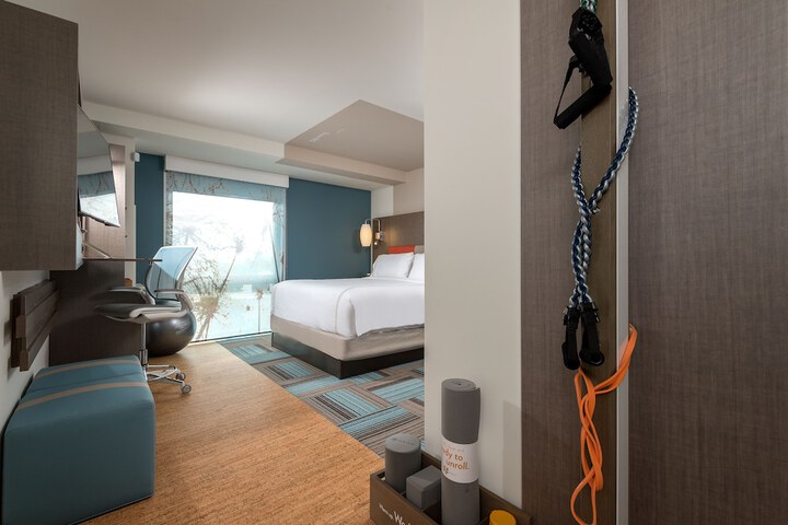 Room 20 of 38