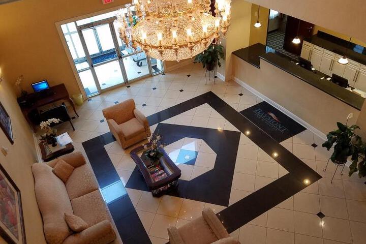 Sleep Inn & Suites