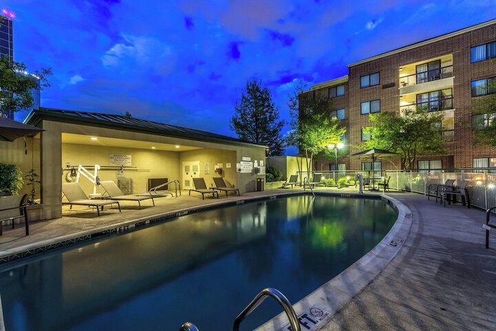 Pool 6 of 24