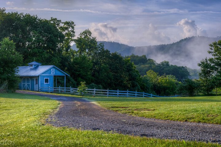Blue Mountain Mist Country Inn & Spa