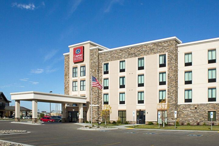 Hotel 2 of 33