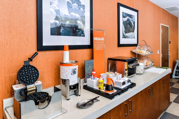Breakfast/Coffee Service 46 of 53