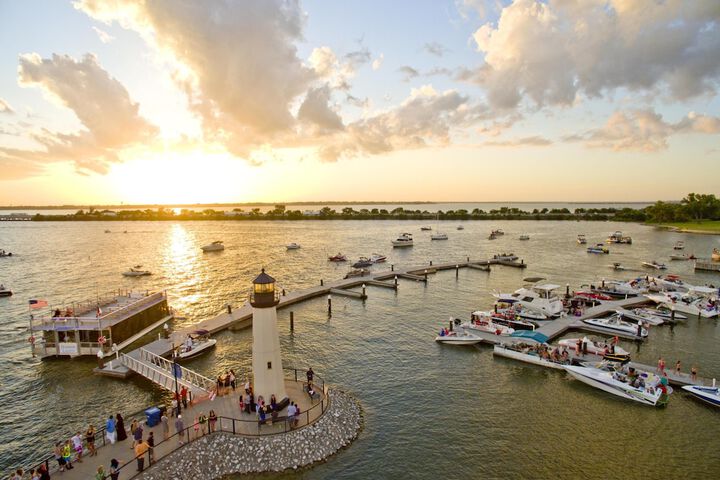Hilton Dallas / Rockwall Lakefront