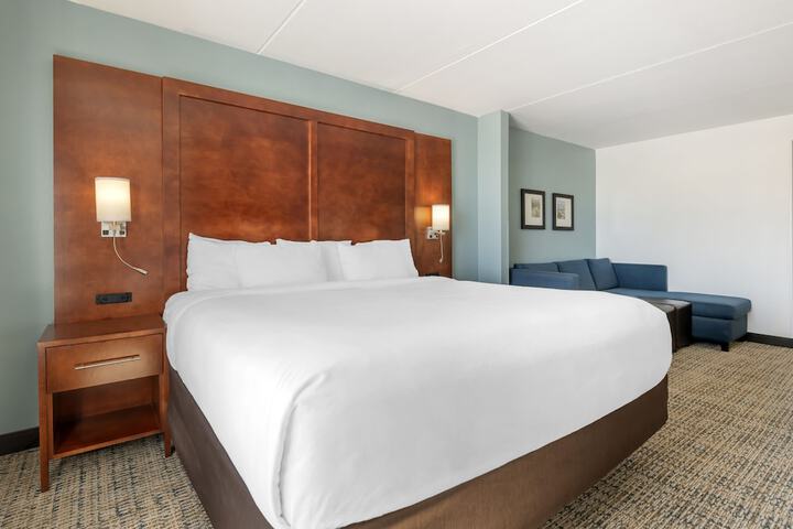 Room 47 of 54