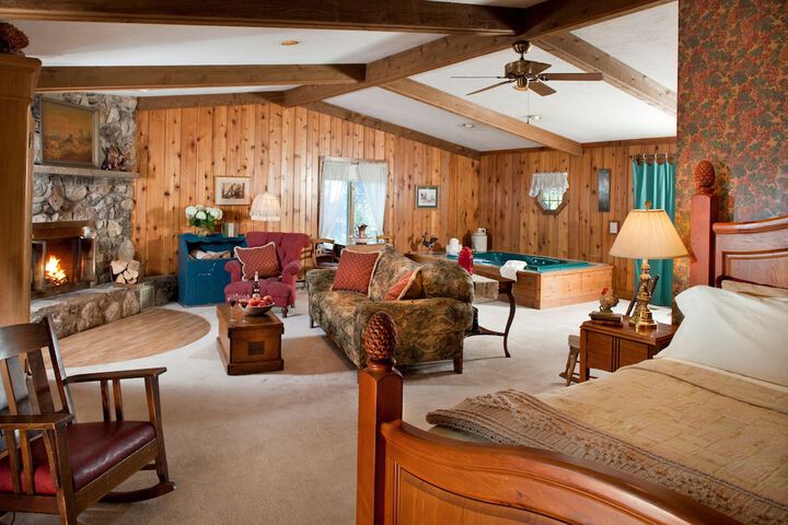 Room 43 of 52