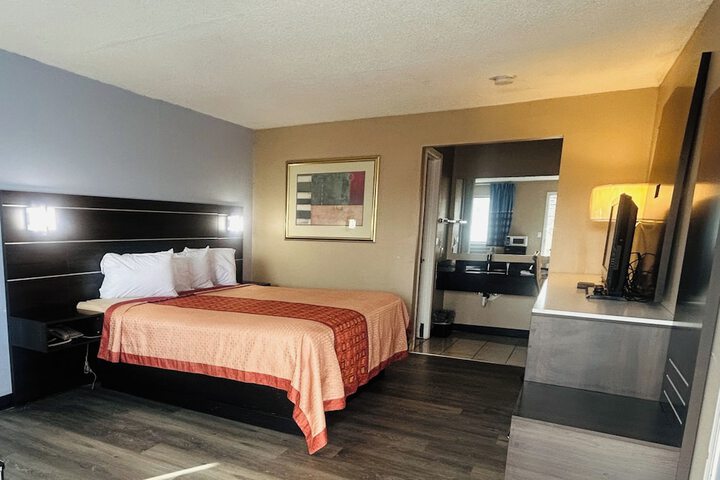 Residential Suites Blue Springs by Hotel O I 70