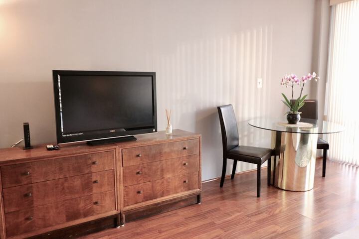 Room 33 of 46