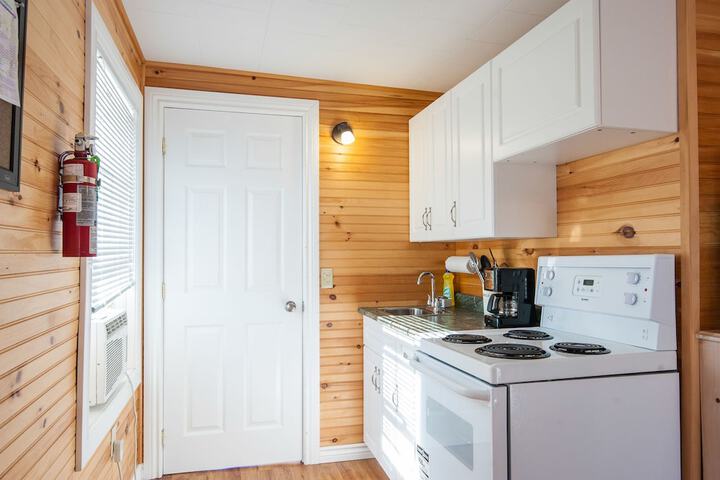 Cavendish Lodge & Cottages