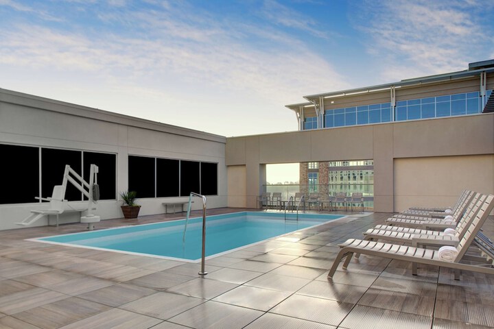 Pool 9 of 71