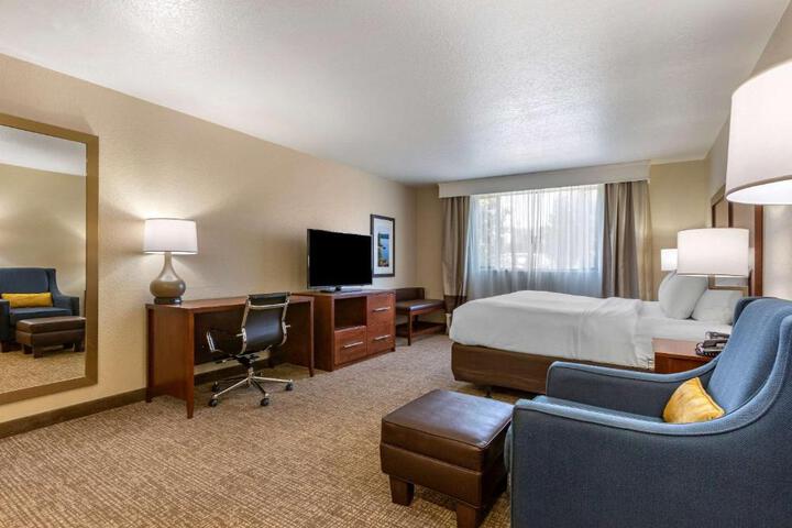 Comfort Inn & Suites Coeur DAlene