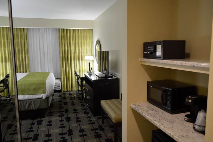 Best Western Plus University Inn