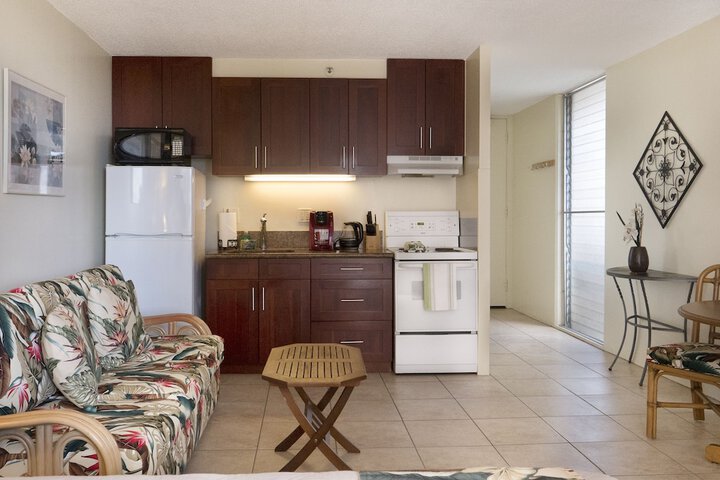 Room 303 of 329