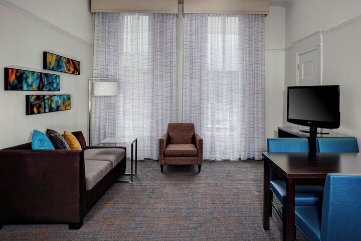 Room 15 of 41