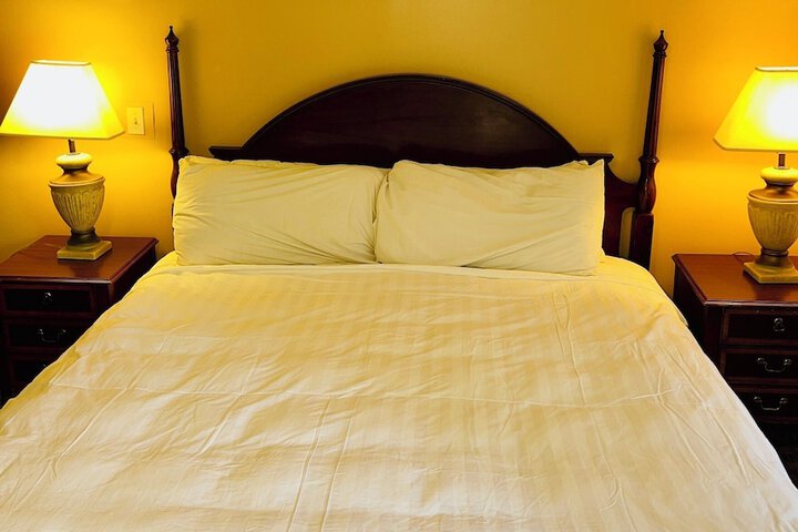 Maddox Inn