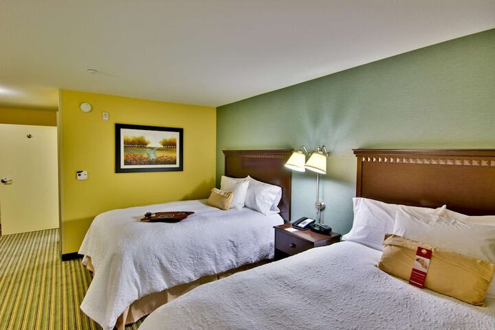 Room 28 of 44