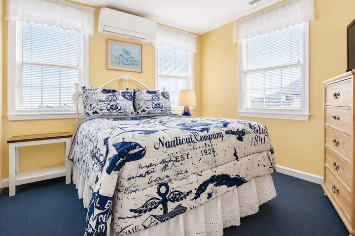 Colonial Acres Resort