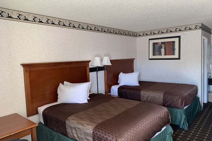 Room 19 of 33
