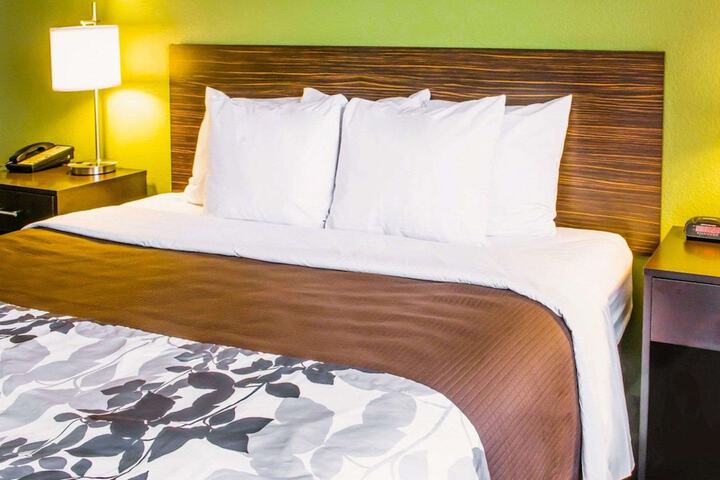 Sleep Inn & Suites Virginia Horse Center