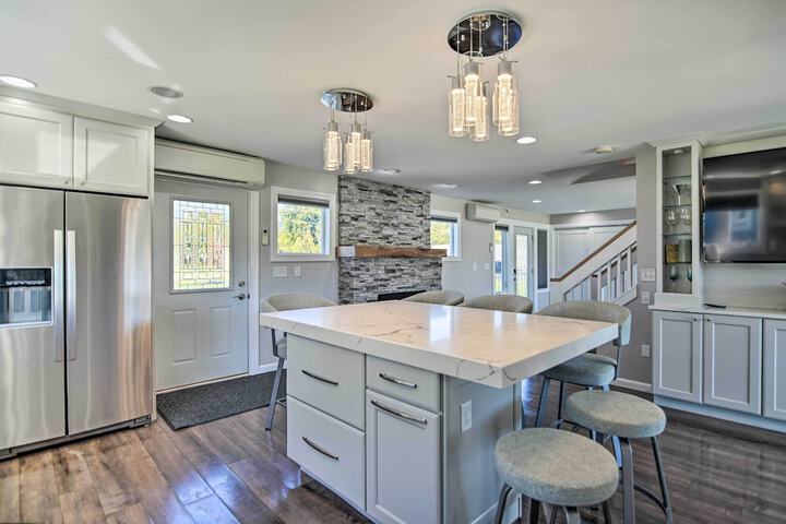 Home on Fox River: Modern Decor Style!