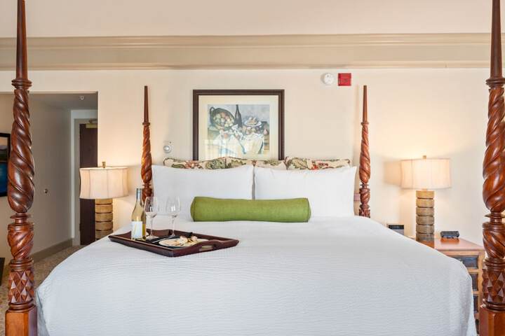 Hotel Bellwether