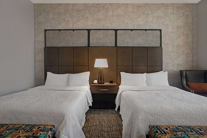 Room 25 of 60