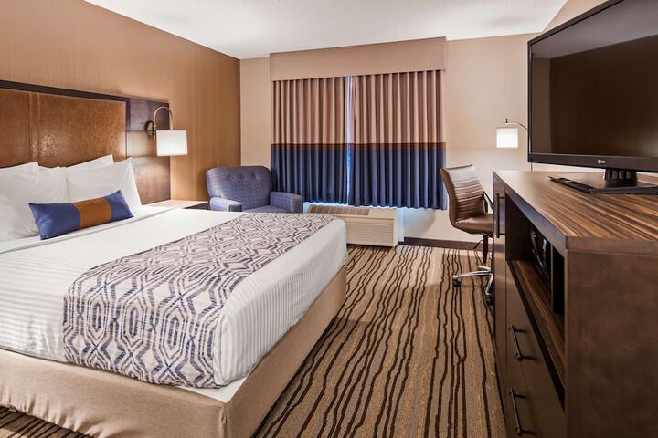 Room 14 of 23