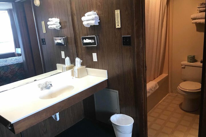 Room 15 of 20