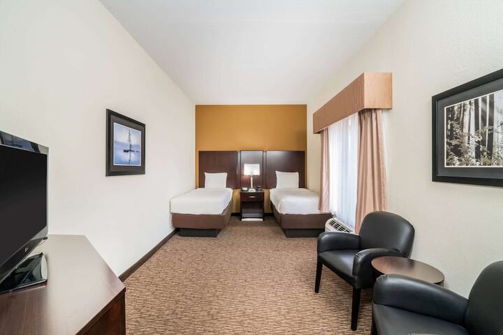 Room 19 of 53