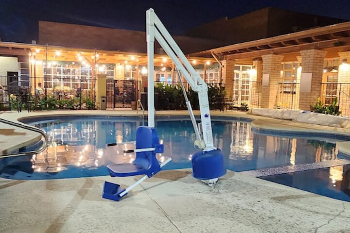 Pool 25 of 120