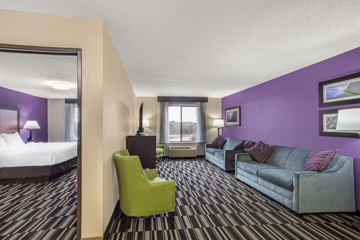 Room 17 of 30