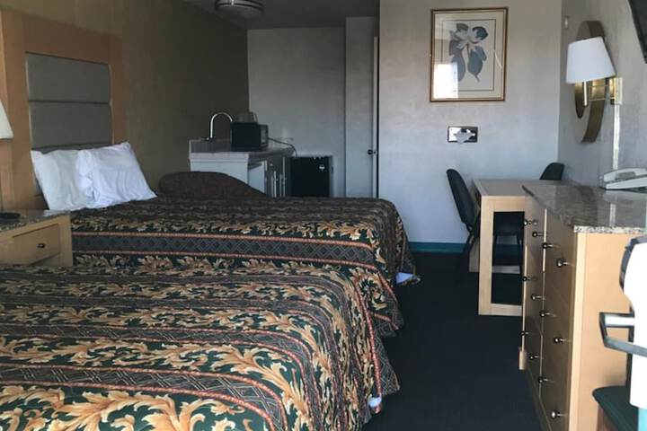 Budget Inn