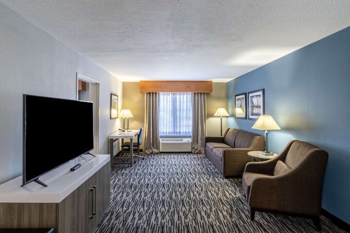 Room 49 of 64