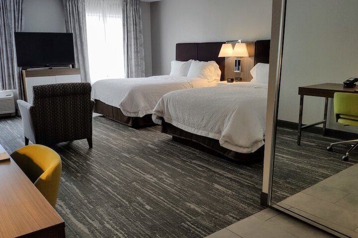Room 37 of 82
