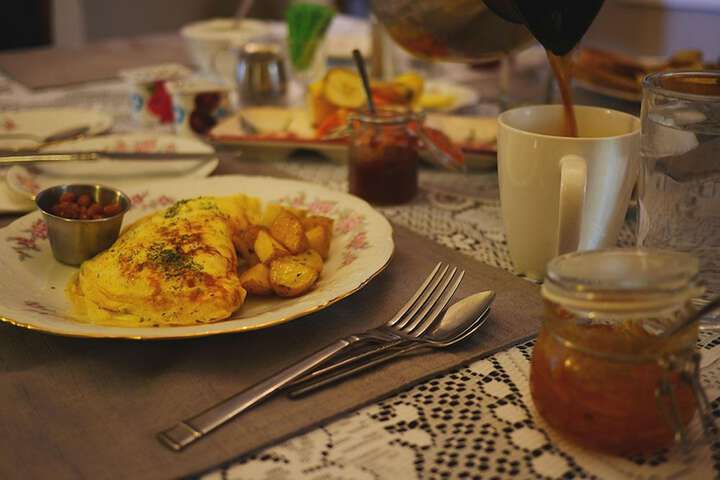 Breakfast/Coffee Service 21 of 32