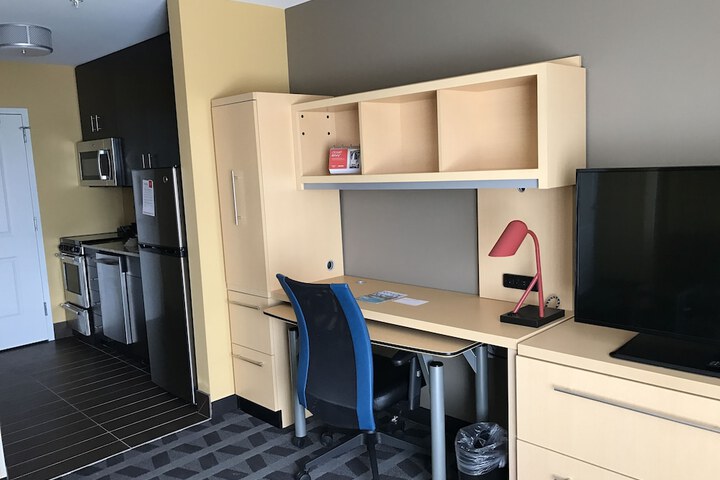 Room 41 of 69