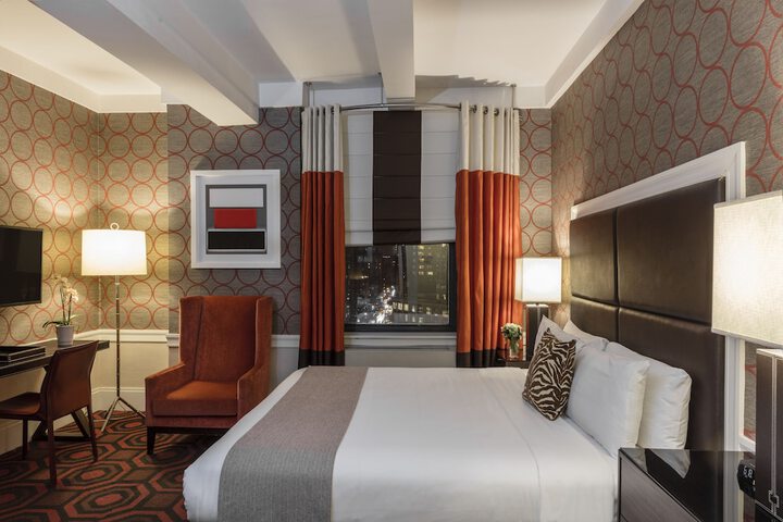 Room 44 of 72